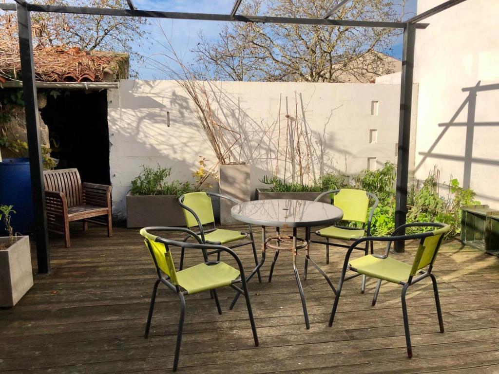 Charmante Maison A Jard Sur Mer Sur La Cote Vendeenne Extérieur photo